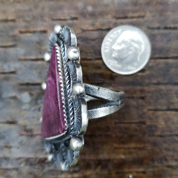 SOLD Vintage Spiny Oyster Native American Ring S 9 - Picture 8 of 8